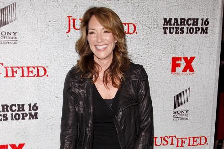 Musikalisch wertvoller sind da schon die bisher drei Alben von Faustinos Ex-Serien-Mutter Katey Sagal. Kein Wunder, immerhin...