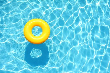 Becken-Pinkler: Das oberste Gebot beim Freibad-Besuch. Nie in den Pool pinkeln. Nie.