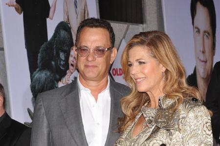 Auch Tom Hanks (60) trägt immer häufiger eine Brille. Ehefrau Rita Wilson (59) stört es offenbar nicht, die beiden sind seit...