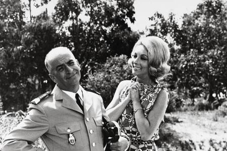 Die französische Schauspielerin Claude Gensac ist wie Fisher am 27. Dezember im Alter von 89 Jahren in Paris gestorben. Beka...