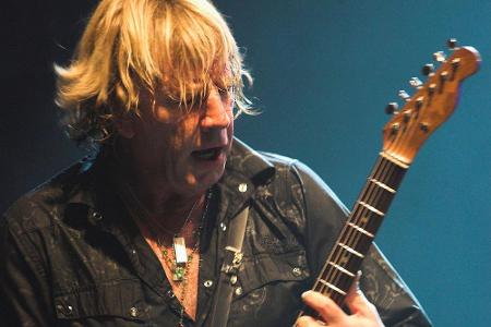 Der britische Rock-Superstar Rick Parfitt wurde mit seiner Band Status Quo bereits zu Lebzeiten zur Musik-Legende. An Heilig...