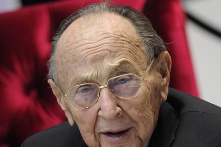 Mit dem Tod Hans-Dietrich Genschers verlor Deutschland am 31. März einen seiner bedeutendsten Politiker. Todesursache war ei...