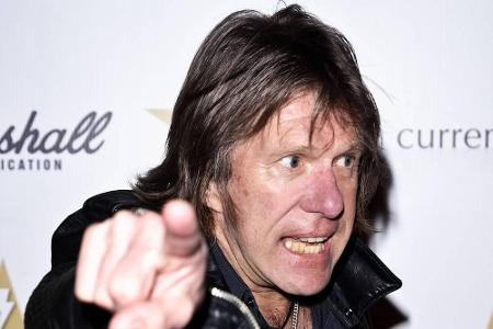 Mit der Band Emerson, Lake and Palmer wurde Keith Emerson in den 1970er Jahren zu einem gefeierten Rockstar. Jahrelang litt ...