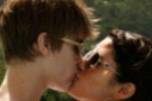 Mit diesem Foto schreiben Justin Bieber und Selena Gomez Geschichte