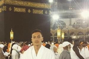 Mesut Özil postet Mekka-Bild und bekommt überwältigenden Zuspruch