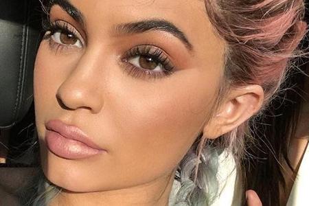 Kylie Jenner hat das Wimperntuschen längst perfektioniert