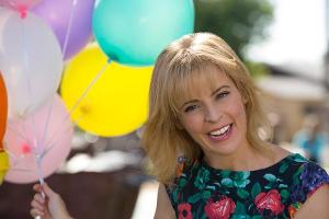"Lady Dynamite": Darum geht's in der neuen Comedy-Serie