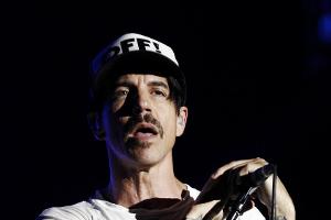 Anthony Kiedis: Frontmann der Red Hot Chili Peppers im Krankenhaus