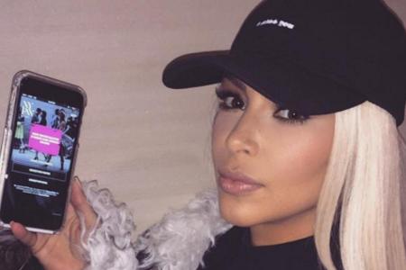 Ohne Handy ist Kim Kardashian kaum anzutreffen Ohne Handy ist Kim Kardashian kaum anzutreffen