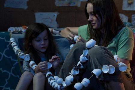 Ma (Brie Larson) und Jack (Jacob Tremblay) in Ma (Brie Larson) und Jack (Jacob Tremblay) in