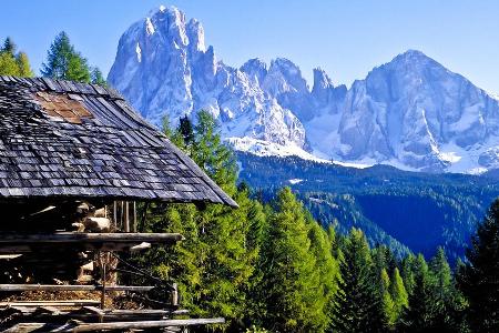 Während die einen schon wandern, können die anderen noch Skifahren - Südtirol lässt kaum Wünsche offen