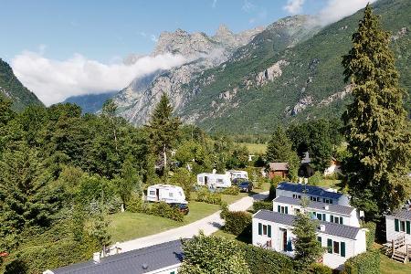 Natur pur bei Alpe d´Huez: Le Château de Rochetaillée (5 Sterne)