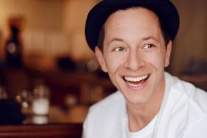 Trystan Pütter: So tickt Mr. Sexy aus "Ku'damm 56"