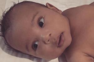 Dieses süße Bild von Saint West macht Kims Nackt-Selfie vergessen