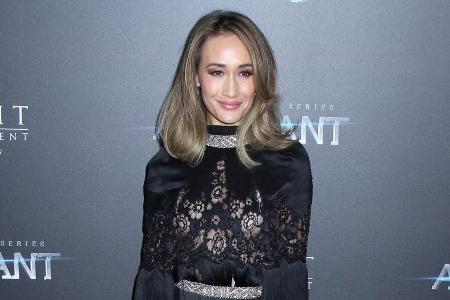 Maggie Q in einer extravaganten Abendrobe auf der Premiere von Maggie Q in einer extravaganten Abendrobe auf der Premiere von