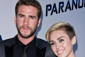 Wegen Liam Hemsworth? Miley Cyrus bleibt in Australien