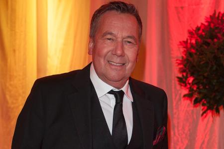 Roland Kaiser erhält einen Preis für sein soziales Engagement Roland Kaiser erhält einen Preis für sein soziales Engagement