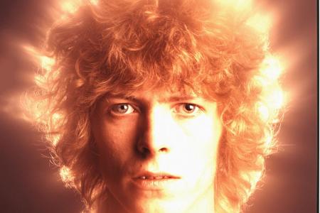 David Bowie auf einem Pressefoto aus dem Jahr 1969 David Bowie auf einem Pressefoto aus dem Jahr 1969