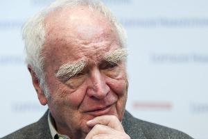 Martin Walsers neues Buch: Zwischen Verrat und Lichtexplosion