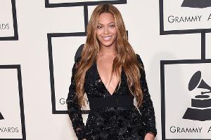 Beyoncé unterstützt Coldplay beim Super Bowl
