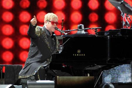 Sir Elton John kommt für fünf Konzerte nach Deutschland