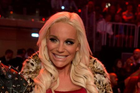 Gina-Lisa Lohfink muss sich mit Strafbefehl auseinander setzen Gina-Lisa Lohfink muss sich mit Strafbefehl auseinander setzen