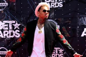 Chris Brown: Prügel-Vorwurf vom Tisch
