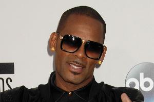 Missbrauchsvorwürfe: Das sagt R. Kelly zum Fall Bill Cosby