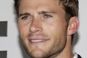 Scott Eastwood ist bei "Fast & Furious 8" dabei!