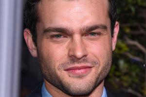 Hat Alden Ehrenreich das Rennen als junger Han Solo gemacht?