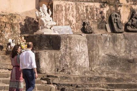 ...unter anderem nach Neu-Delhi, Thimphu und Agra führen - und zwar zu ganz unterschiedlichen Veranstaltung. Man darf also g...