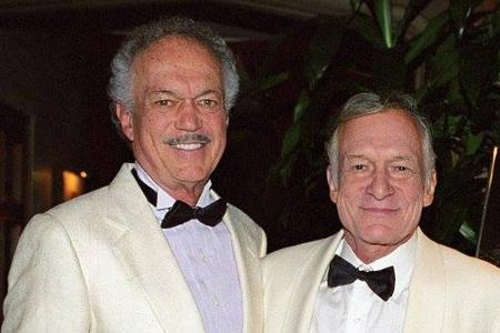 Hugh Hefner (r.) und sein jüngerer Bruder Keith Hugh Hefner (r.) und sein jüngerer Bruder Keith