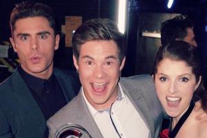 Das Gewinnertrio: Zac Efron (li.), Adam DeVine und Anna Kendrick