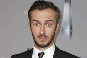 Jan Böhmermann drohen bei einer Verurteilung bis zu drei Jahre Haft
