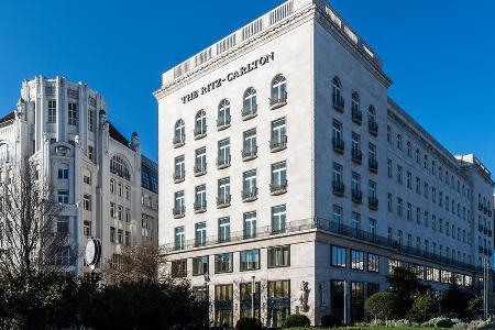Das Ritz Budapest liegt mitten im Shoppingviertel der Stadt