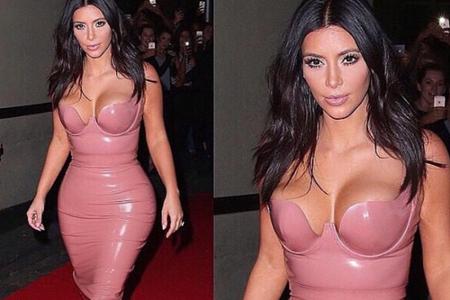 Dieses Outfit von Atsuko Kudo trug Kim Kardashian im November