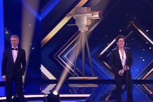 Goldene Kamera: Dunja Hayali sorgt für großen TV-Moment