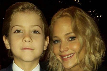 Jacob Tremblay mit Jennifer Lawrence beim Oscar-Lunch der Nominierten