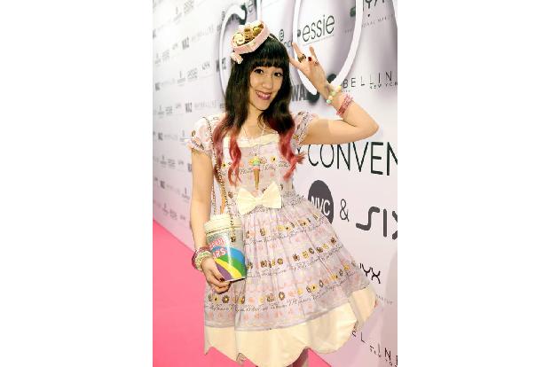 ...Melissa Lee aka. breedingunicorns zeigte uns ebenfalls ihre Zuckerseite. Aber was wären Youtuber ohne ihres Fans. Nichts!...