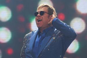 Elton John plant seine Rente