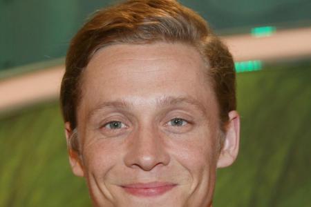 Im Team von Matthias Schweighöfer laufen und eine Rolle in seinem nächsten Film ergattern Im Team von Matthias Schweighöfer laufen und eine Rolle in seinem nächsten Film ergattern