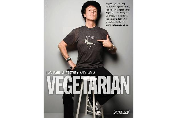 ...sich der Schauspieler in bester Gesellschaft. Unzählige Prominente unterstützen PETA seit Jahren, ziehen in Werbekampagne...