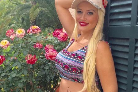 Daniela Katzenberger (28) postete bis zur Geburt der kleinen Sophia regelmäßig Fotos von ihrer wachsenden Kugel auf Facebook...