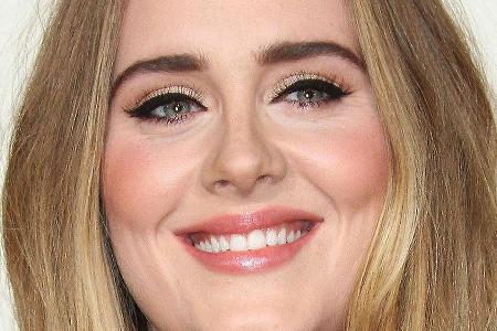 Adele unterstützt Kesha
