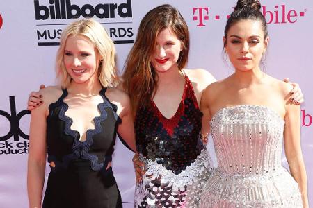 Schönes Trio: Kristen Bell, Kathryn Hahn, Mila Kunis (v.l.)