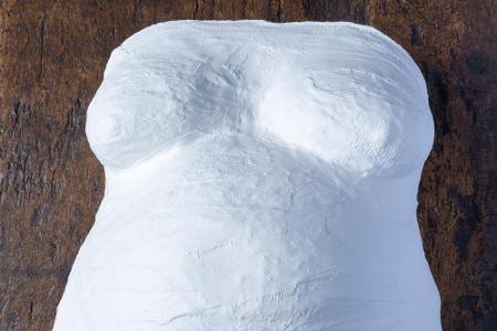 Schönes Andenken an den Babybauch: Mit einem Gipsabdruck bleibt die Erinnerung an die neun Monate vor der Geburt lebendig. D...