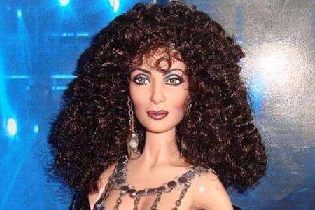 In den 80er Jahren trat sie in derartigen Glitzer-Outfits auf die Bühne.