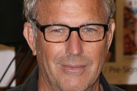 Zugegeben, jünger als 50 sieht Kevin Costner nicht mehr aus - dass aber bereits der 61. Geburtstag des Schauspielers kurz be...