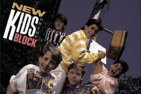 Sie waren eine der ersten modernen Boybands: Die New Kids on the Block. Ganz so jung und unschuldig wie bei ihrem Debütalbum...