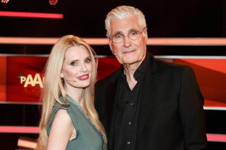 Sky (68) und Mirja du Mont (40) sind knapp 29 Jahre auseinander, aber seit 2000 verheiratet.
